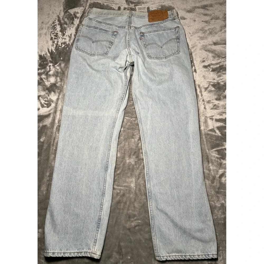 Levi's 501 Jeans Men Size 38x32 (Actually 35x31) Button Fly Denim Made In USA